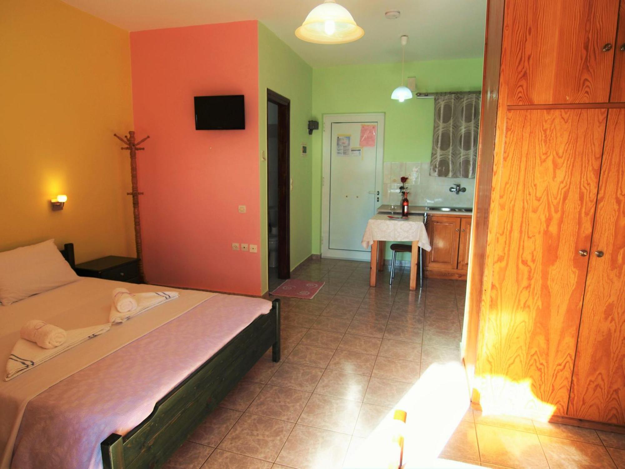 Elena Apartments Stoypa Stoupa Ngoại thất bức ảnh