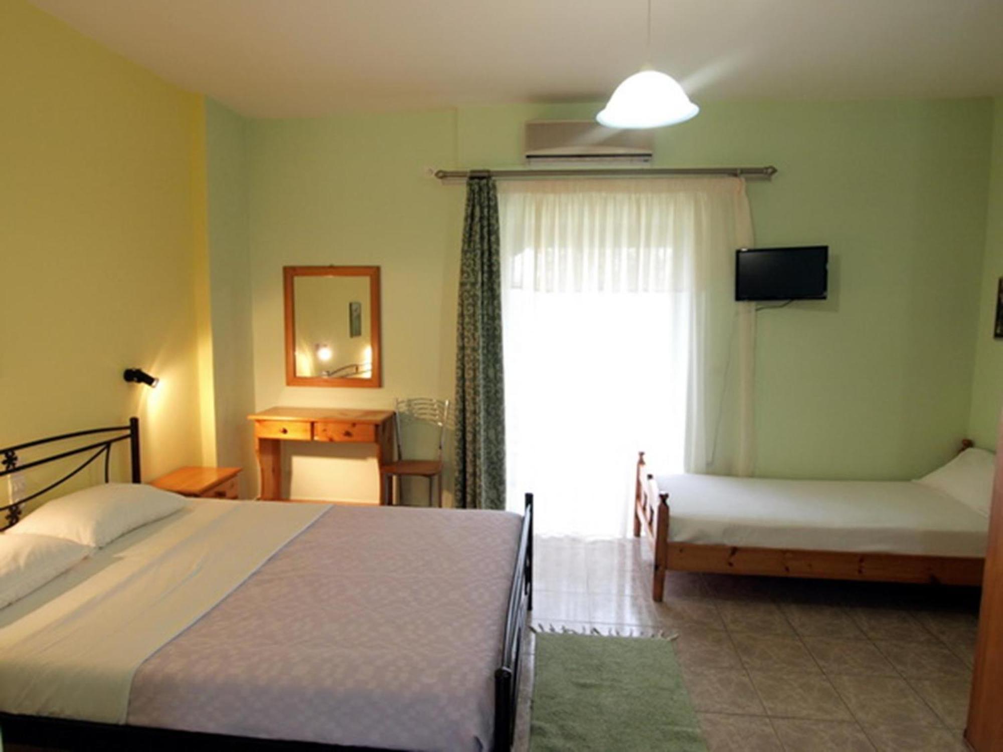 Elena Apartments Stoypa Stoupa Ngoại thất bức ảnh